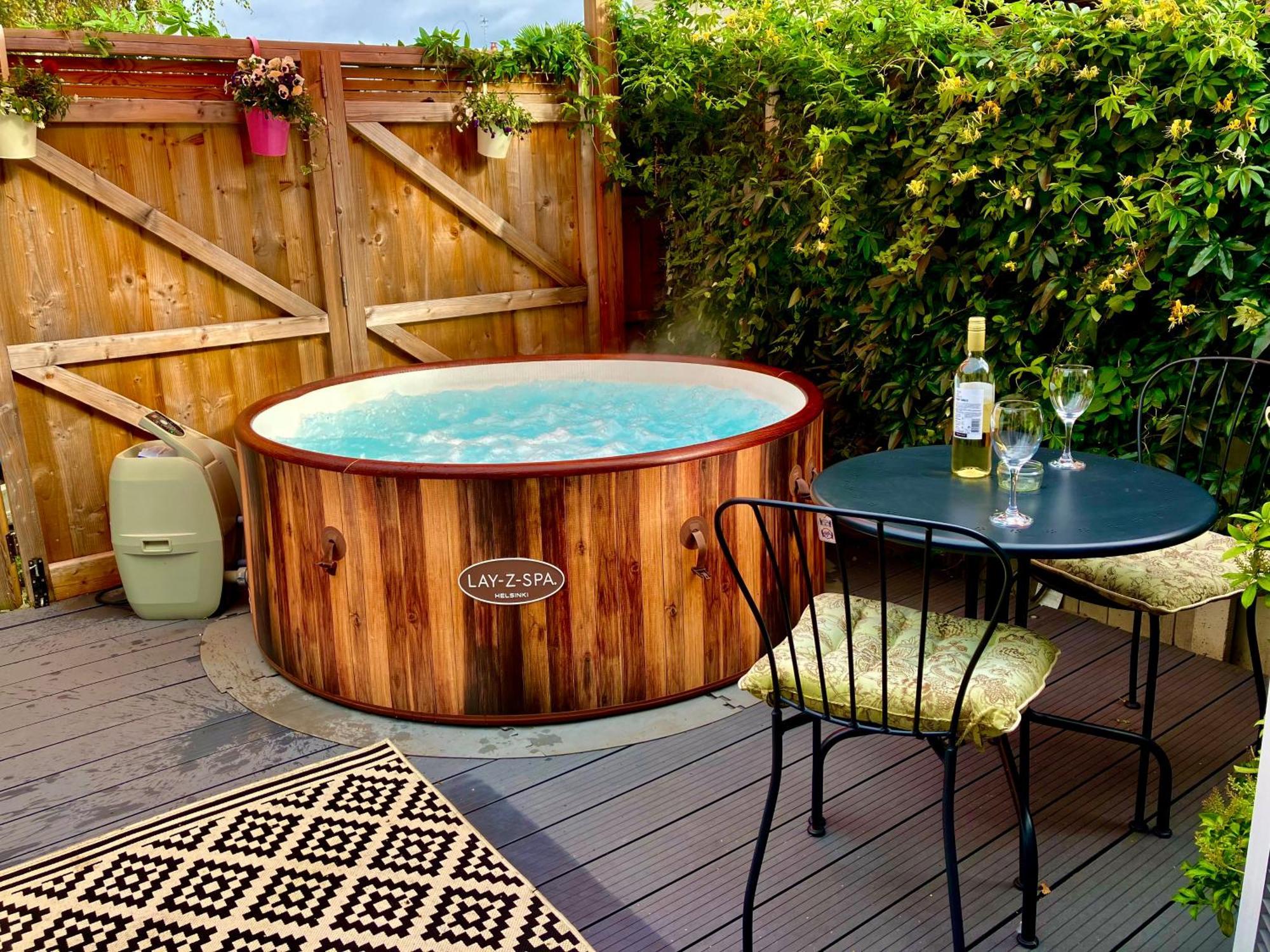 Elkstone Studio Private Hottub Pet Friendly Malvern Kültér fotó